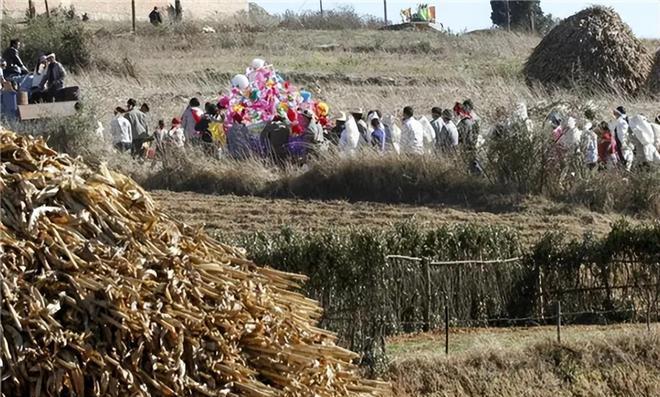 葬后_葬后回家莫回头_葬后三天复土要做什么